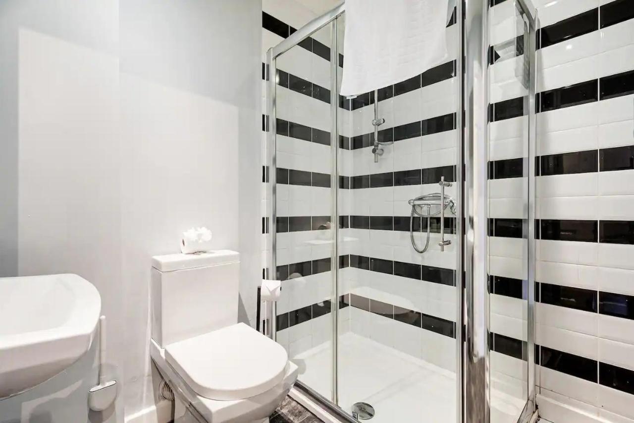 Casa de Férias Pass The Keys Old Trafford 4-bedroom Retreat Near United & Centre - Family-friendly *